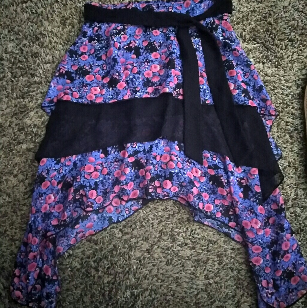Floral print skirt